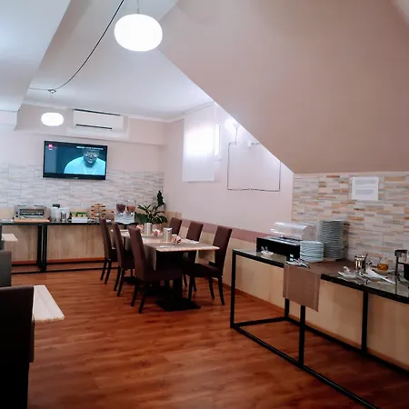 Bellavista Szálloda 3*